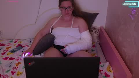 pawg_official online show from May 2026 07:52:01 PM
