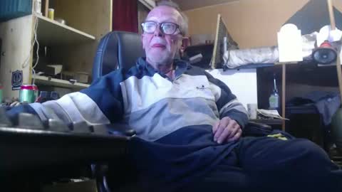 Snapshot of pc8474408 chatting on March 2026 02:04:01 AM pc8474408 online show from March 2026 02:04:01 AM