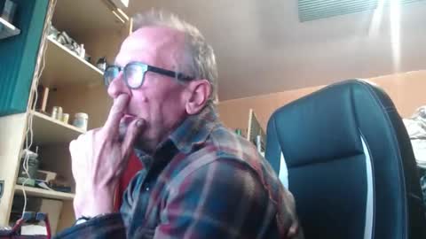 Snapshot of pc8474408 chatting on March 2026 12:21:01 AM pc8474408 online show from March 2026 12:21:01 AM