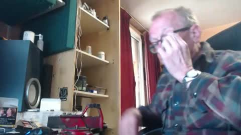 Snapshot of pc8474408 chatting on April 2026 09:10:02 AM pc8474408 online show from April 2026 09:10:02 AM