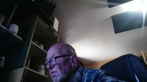 Snapshot of pc8474408 chatting on April 2026 02:52:02 PM pc8474408 online show from April 2026 02:52:02 PM