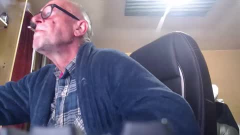 Snapshot of pc8474408 chatting on May 2026 01:56:02 AM pc8474408 online show from May 2026 01:56:02 AM
