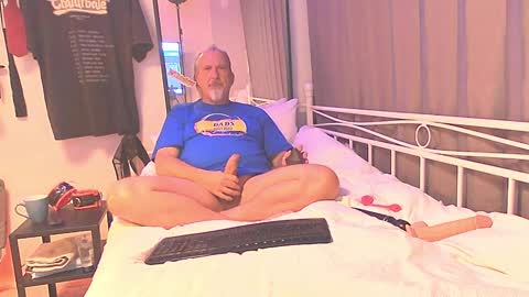 Marc online show from December 2024 04:09:02 AM