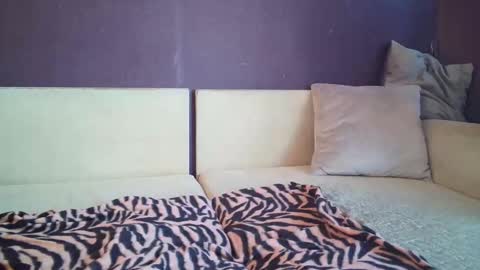 Snapshot of peach_boo chatting on January 2025 05:53:01 AM Andrea online show from January 2025 05:53:01 AM