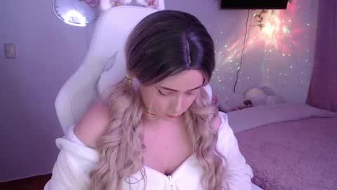 Snapshot of peacherry_ chatting on March 2025 01:36:02 AM peacherry_ online show from March 2025 01:36:02 AM