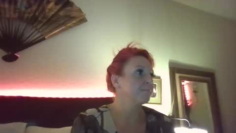 Snapshot of peachesndrmz chatting on October 2025 09:07:01 AM peachesndrmz online show from October 2025 09:07:01 AM