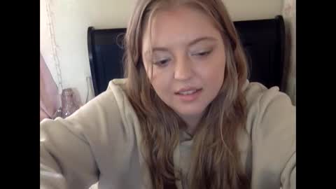 PeachRitual online show from September 2025 07:46:01 PM