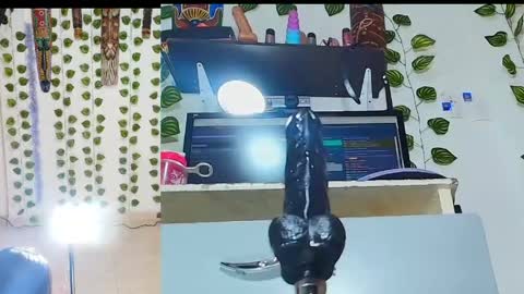 peachy__baby online show from April 2026 11:12:01 AM