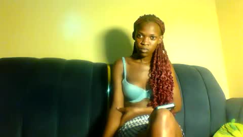 peachie online show from December 2025 12:20:01 PM