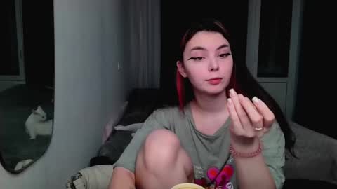 Snapshot of peachybabe__ chatting on January 2025 11:35:02 PM Peachy online show from January 2025 11:35:02 PM