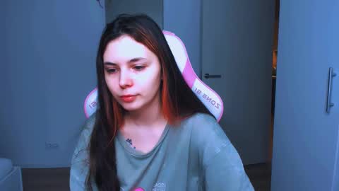 Snapshot of peachybabe__ chatting on January 2025 03:50:01 PM Peachy online show from January 2025 03:50:01 PM