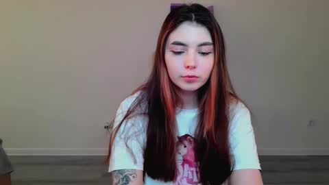 Snapshot of peachybabe__ chatting on February 2025 02:37:02 PM Peachy online show from February 2025 02:37:02 PM