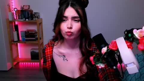 Snapshot of peachybabe__ chatting on October 2025 04:47:01 PM Peachy online show from October 2025 04:47:01 PM