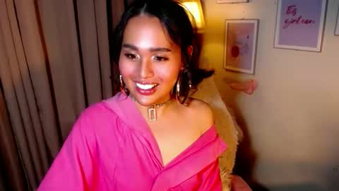 Angel Creamdensada online show from May 2026 05:53:02 PM