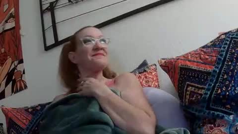 Snapshot of peanutbutterandjealous1 chatting on May 2026 02:08:02 AM peanutbutterandjealous1 online show from May 2026 02:08:02 AM