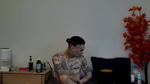 PeanutGee online show from March 2026 07:03:02 AM