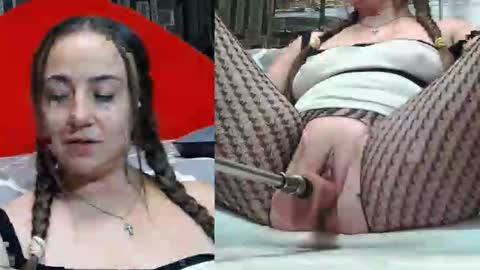 Snapshot of pearl_helen chatting on October 2025 09:22:01 PM pearl_helen online show from October 2025 09:22:01 PM