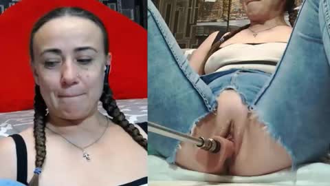 Snapshot of pearl_helen chatting on October 2025 09:52:01 PM pearl_helen online show from October 2025 09:52:01 PM