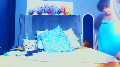 Snapshot of pearlblu38 chatting on September 2025 03:37:01 PM Pearl online show from September 2025 03:37:01 PM