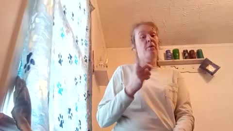 Snapshot of pearlmay629 chatting on January 2025 07:06:01 PM Pearl May online show from January 2025 07:06:01 PM