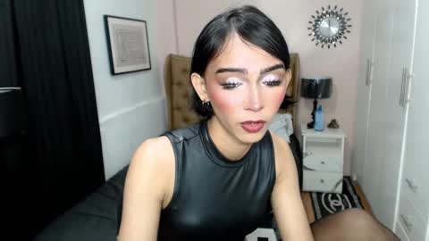 Pearl online show from February 2025 01:40:01 AM