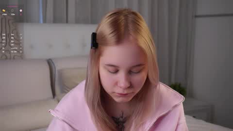 Lily online show from May 2026 01:21:02 AM