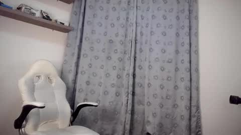 Pedro online show from December 2025 02:06:01 AM