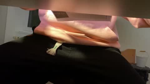 Snapshot of pedroserrano2000 chatting on October 2025 06:03:02 AM PedrOO OO online show from October 2025 06:03:02 AM