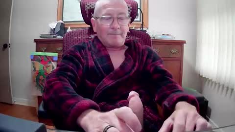 peepingmale online show from December 2025 01:16:01 PM