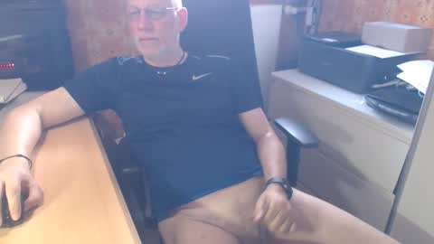Pemue65 online show from May 2026 06:09:01 AM