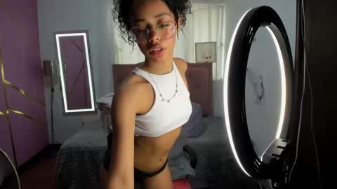 Snapshot of peneelopeecute chatting on December 2024 09:17:01 PM peneelopeecute online show from December 2024 09:17:01 PM