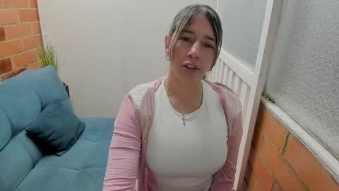 Penelope online show from April 2026 07:20:02 PM