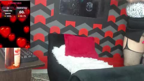 penelope_sweet1 online show from October 2025 07:05:01 PM