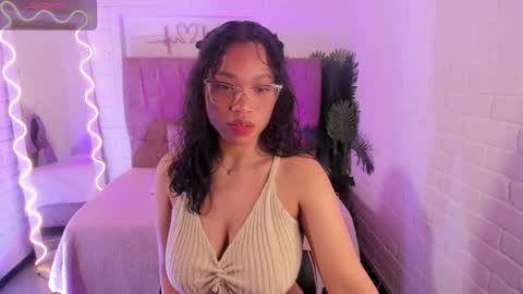 penelope online show from October 2025 03:57:01 AM