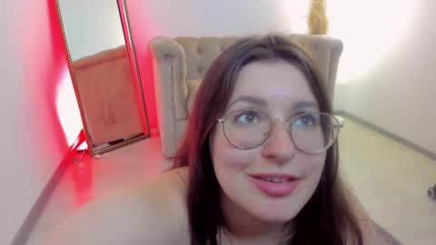 Hi  Im Peneloppa online show from September 2025 04:45:02 AM