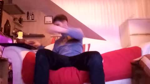 penesvoladores92 online show from February 2026 12:15:02 AM