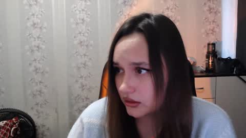  Mia  online show from September 2025 09:00:02 AM