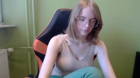 Snapshot of penny_lust chatting on March 2026 02:16:01 PM Penny online show from March 2026 02:16:01 PM