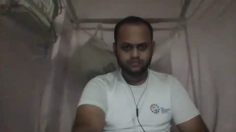 Snapshot of pennyworth21 chatting on January 2025 12:33:01 AM albert online show from January 2025 12:33:01 AM