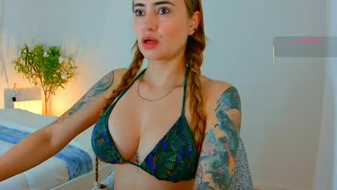 Snapshot of pennyy__ chatting on June 2026 08:26:02 AM Hi Im Penelope better vibrations 1111 online show from June 2026 08:26:02 AM