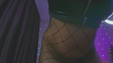 Dia  online show from December 2024 05:10:02 AM