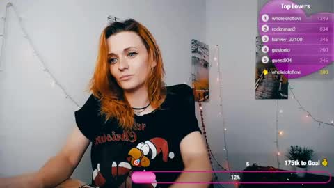 Mia online show from May 2026 08:47:01 PM