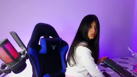 Snapshot of perceo09 chatting on December 2024 07:19:02 PM first anal video in bio we are lucy and perceo follow us online show from December 2024 07:19:02 PM
