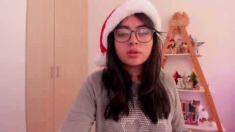 Snapshot of perfect__ana chatting on December 2024 12:39:02 PM Sarah Ana Banana online show from December 2024 12:39:02 PM