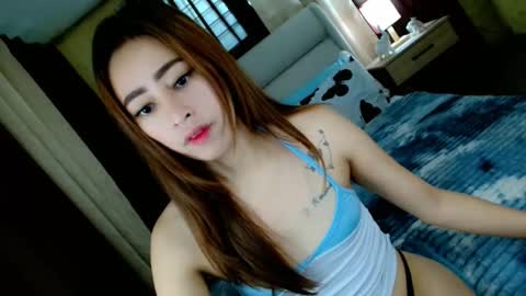 Snapshot of perfect_suckerqueen69 chatting on March 2026 06:39:01 AM Sweet Gwen online show from March 2026 06:39:01 AM