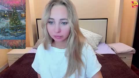 Snapshot of perfectjulia chatting on December 2025 03:55:01 AM Julia online show from December 2025 03:55:01 AM