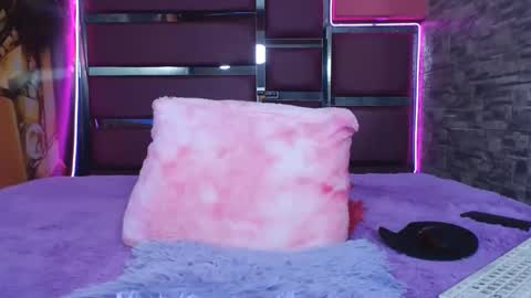 Snapshot of perfectlump chatting on December 2024 05:50:02 PM perfectlump online show from December 2024 05:50:02 PM