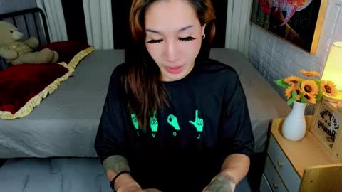 Snapshot of perfectstranger_ chatting on October 2025 12:58:01 AM Chloe online show from October 2025 12:58:01 AM