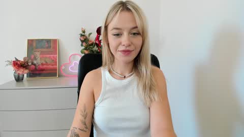 Snapshot of perfectxcindy chatting on December 2024 09:13:01 AM Cindy online show from December 2024 09:13:01 AM