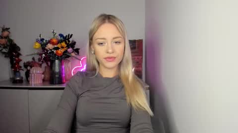 Cindy online show from September 2025 05:34:02 AM